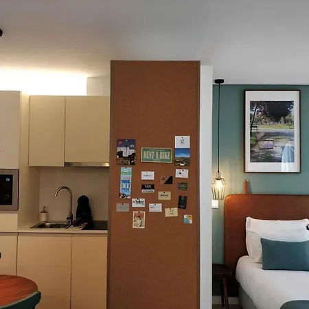 Bloom House By Sweet *